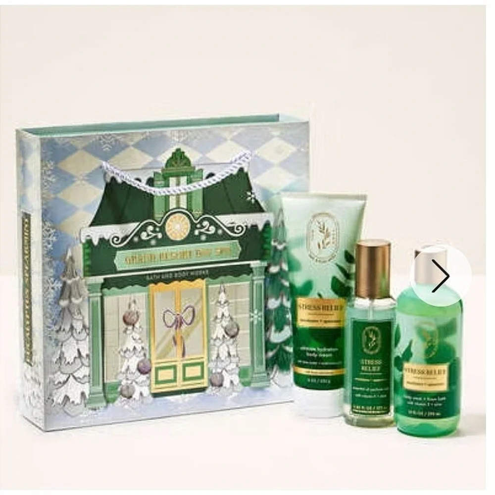 Bath and Body Works Aromatherapy Stress Relief Eucalyptus Spearmint Gift Box Set
